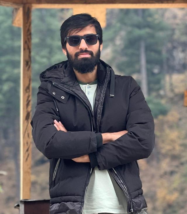 HAFIZ AWAIS