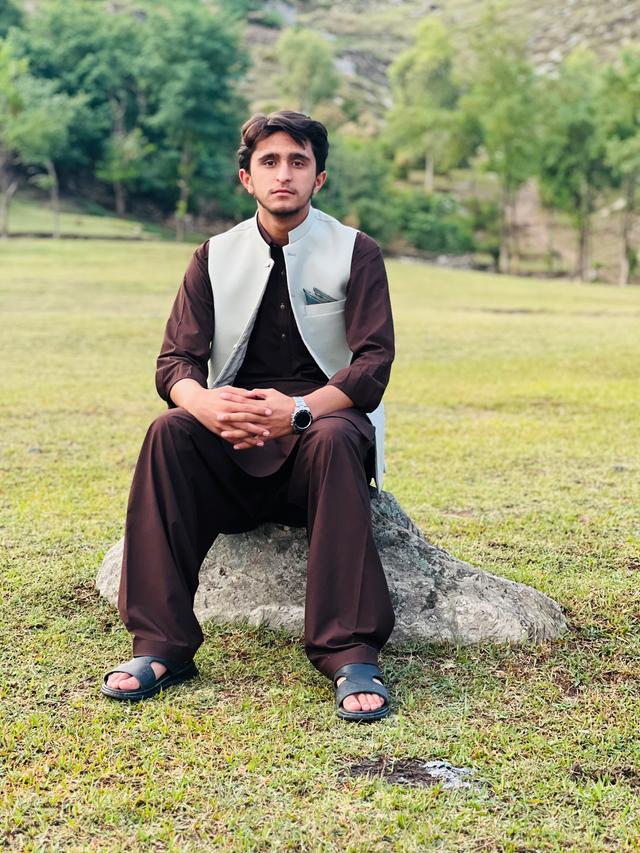 Huzaifa Bakht